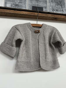 Mio Jacket & Hat in 8 Ply