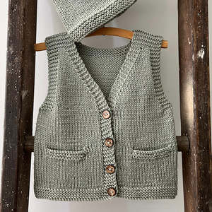 The Kiwi Stitch Knit Co: Ava & Archie Vintage Vest & Hat