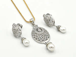 22ct Gold Pendant Earrings Set: 18ct Gold Rhodium CZ Pearl Pendant Earrings Set