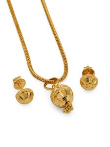 22ct Gold Ball Pendant Set