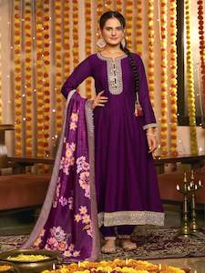 Sale: Inaya Kamiz & Pant