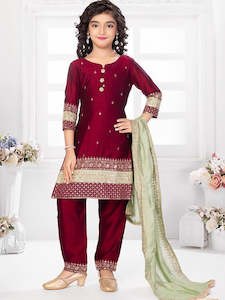 Girls Wear: Faiza Straight Kamiz & Pant