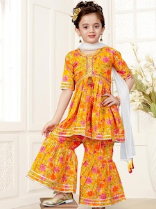 Girls Wear: Rahi Sharara Suit
