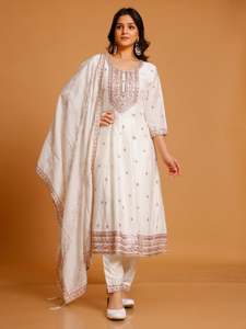 Lehengas: Pranchi Lehenga Choli