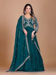 Hetal Gown With Dupatta