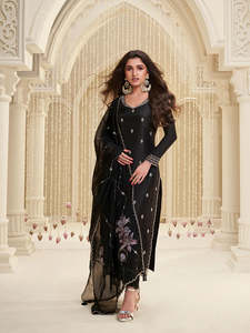 Eid Collection: Saanvi Kamiz & Pant