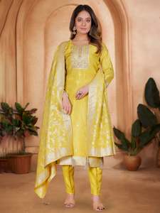 Eid Collection: Raniyah Kamiz & Pant