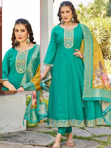 New Arrivals 1: Sarah Flair Suit