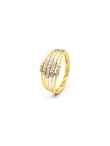 18CT Gold CZ Ladies Ring
