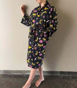 Kimono Robe: Cheeky Cheetah Black