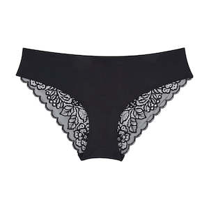 Womens Briefs Knickers: Lily Lace Bum Bikini Brief