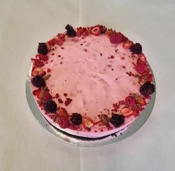 Products: Mixed Berry Cheese cake Rosebowl Cafe & Bake