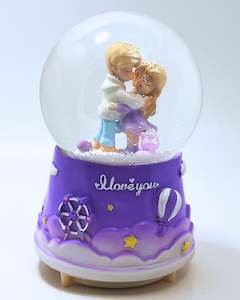 Wedding Gifts: Enchanted Love Snow Globe