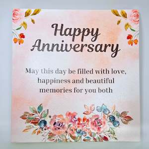 Wall Decoration: Blissful Anniversary Floral photo Album
