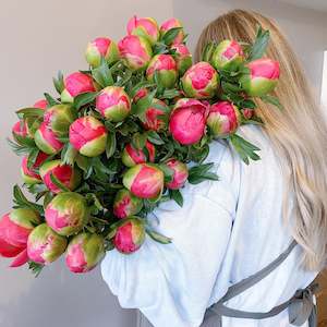 Bouquet: Peonies En Masse