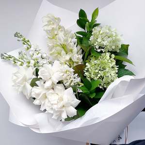 The Christmas Collection: White Noise