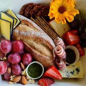 Platters And Grazing Tables: Rosie’s Plate Picnic Boxes