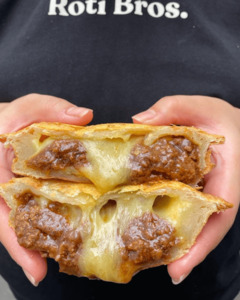 Products: Mince & Cheese Roti Pie - 4 Pack [AUCKLAND DELIVERY ONLY]