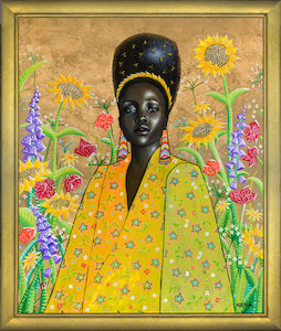 Queen Bee HayleyElliottKernot