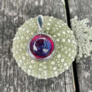 Vintage Glass: Vintage Fingerprint dragons breath pendant