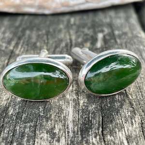 Mens Jewellery: Oval New Zealand greenstone cuff links