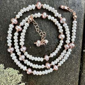Necklaces: white & pink freshwater pearl necklace