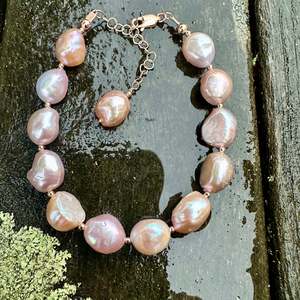 Pearls: pinks long freshwater pearl bracelet