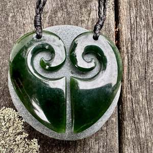 NZ Greenstone Double love heart (for 2 people)