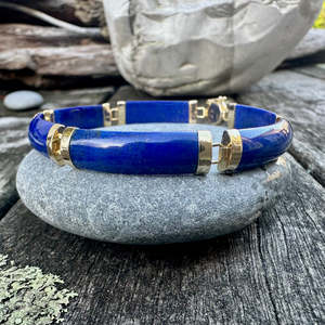 Half Price: Vintage lapis lazuli panel bracelet in 14 carat yellow gold