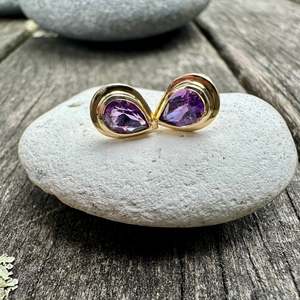 amethyst studs