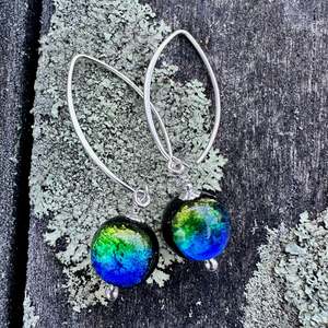 Under 300: Green & blue Japanese lampwork earrings