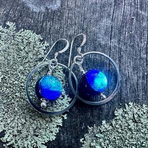 Under 300: Two colour blue Japanese lamp work earrings