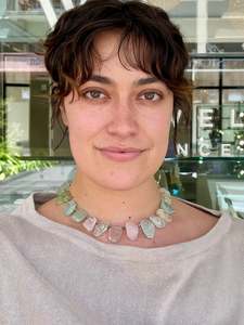 Beryl dagger necklace