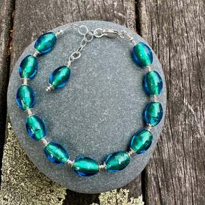 Teal bluey green venetian glass bracelet
