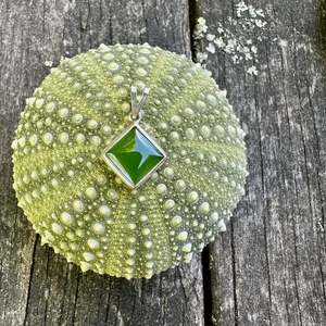 Sterling silver & greenstone pendant
