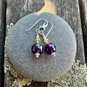 Under 300: Amethyst & peridot earrings