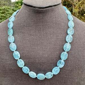 Necklaces: Faceted aquamarine necklace