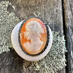 Shop All: vintage sterling silver shell cameo brooch pendant