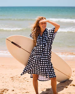 Womens Beach Accessories: Womens Gentle Offshore Hooded Towel