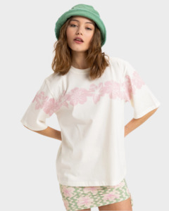 Womens Collection On The Beach: Womens Hangloose Placed T-Shirt