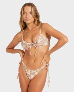Womens Collection On The Beach: Womens Garland Tie Front Bikini Top