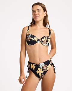 Full Price: Womens Nostalgic Feels Underwire D Cup Bikini Top
