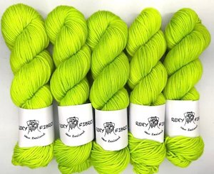 Products: Trust 8 Ply MW Hi Viz Lime – Roxy Fibres