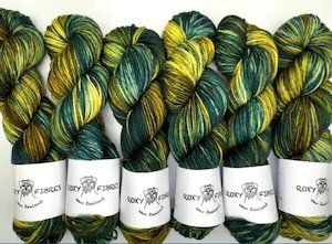 Products: Trust 8 Ply MW Merino Sherwood – Roxy Fibres