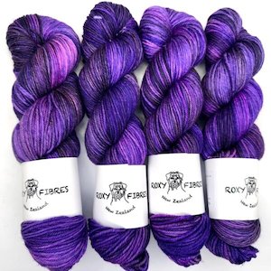 Trust 8 Ply MW Merino Regal Razzle – Roxy Fibres