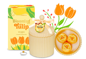 Featured: Blooming Tulips (Candle)