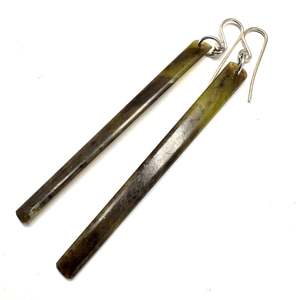 Totoweka Pounamu, earrings