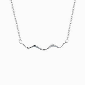Necklaces: Delilah Wave Necklace in s925 with rhodium plating