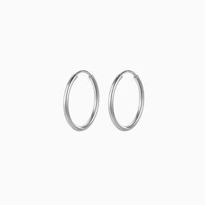 Earrings: Arya Hoops Earrings in s925 with rhodium plating