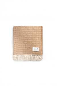 Throws: Winiata Wheat Throw